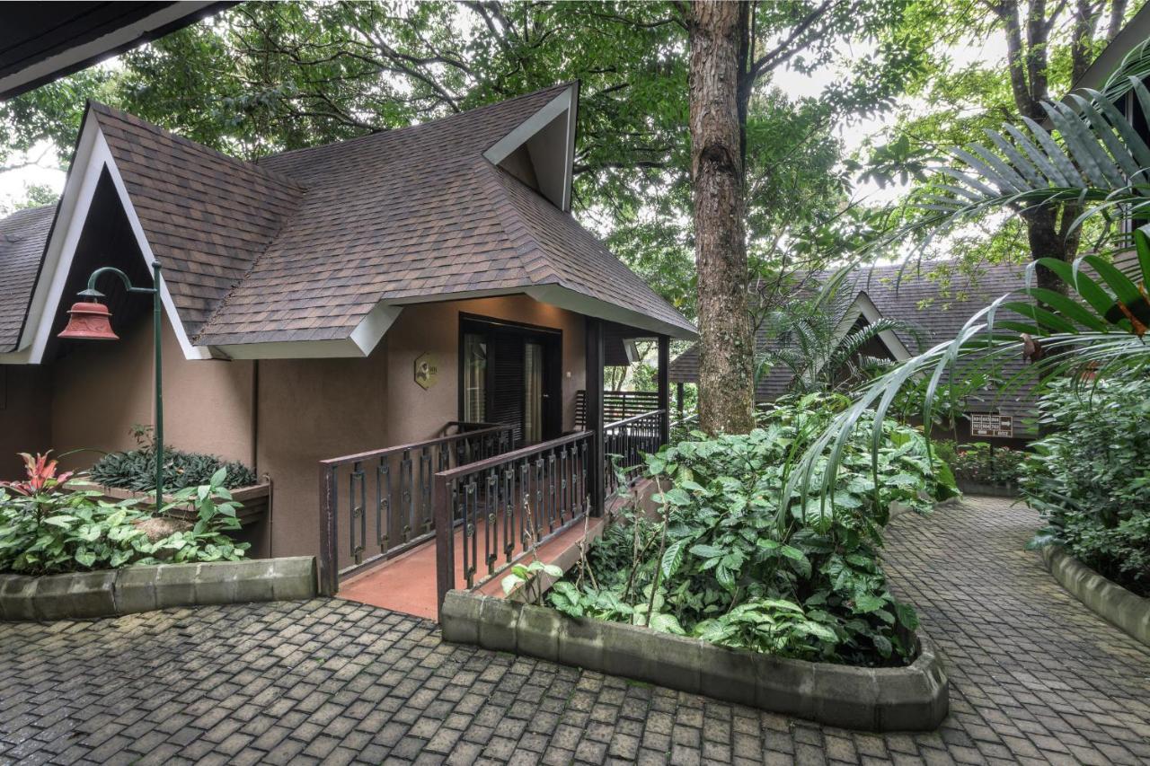 Club Mahindra Thekkady Hotel Exterior photo